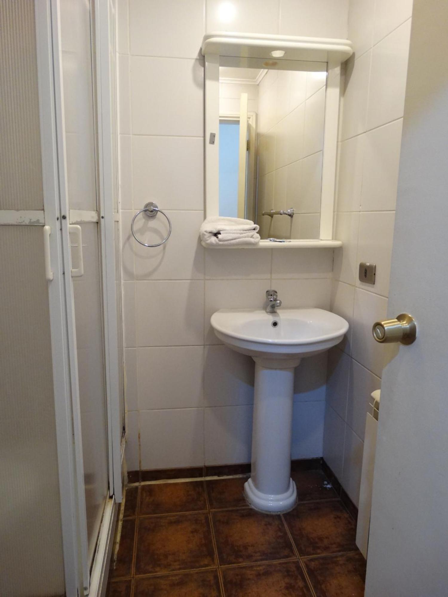 Hostal Don Guillermo Пуерто Наталес Екстериор снимка