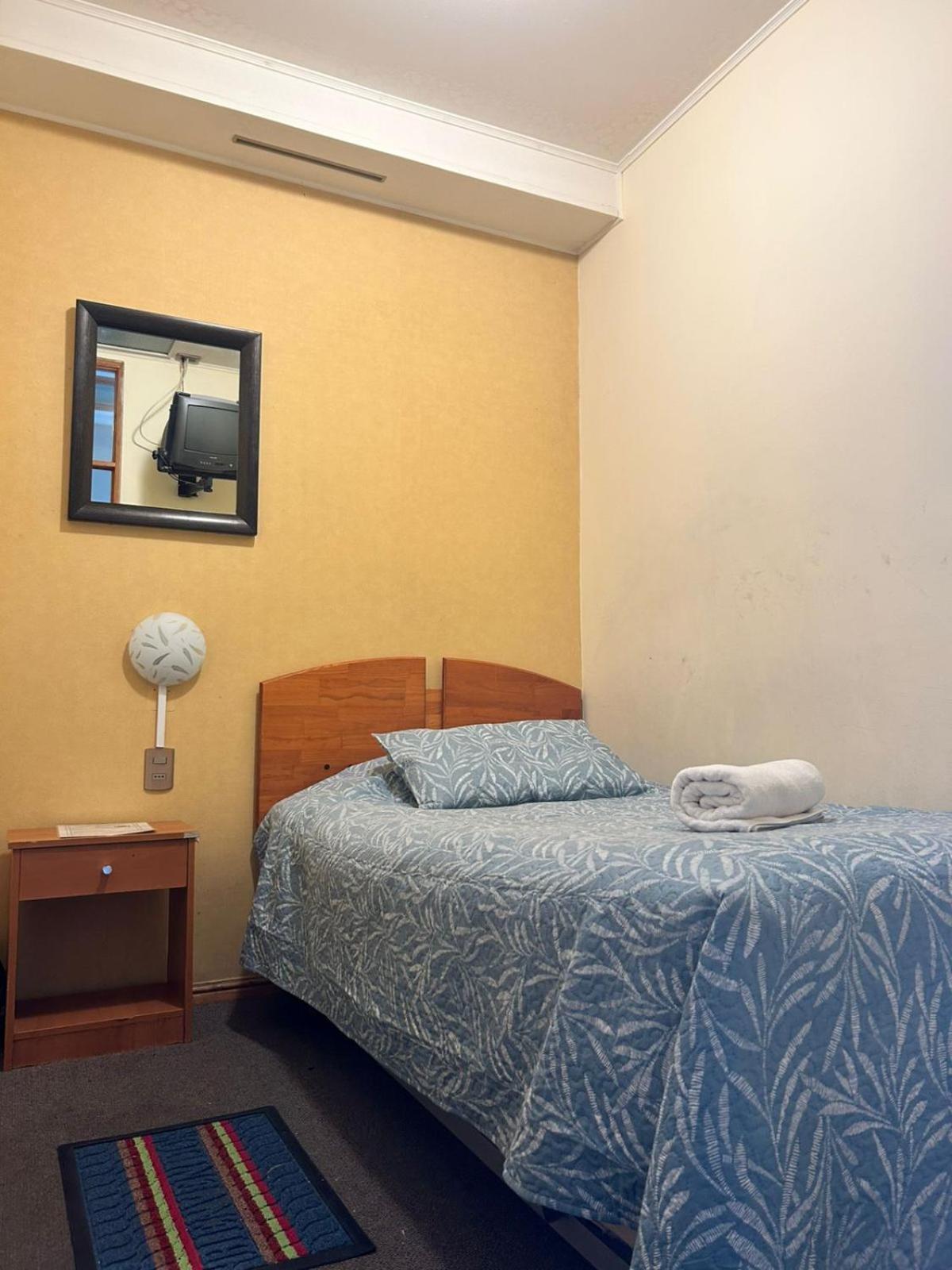 Hostal Don Guillermo Пуерто Наталес Екстериор снимка